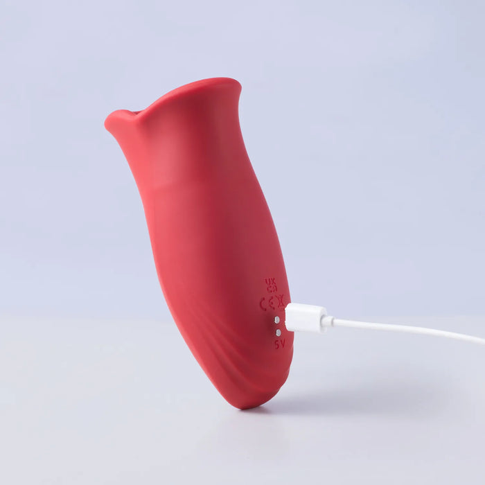 Olivia – Super Vibrating Clit Tickler Oral Sex Toy Mouth Biting Vibrator